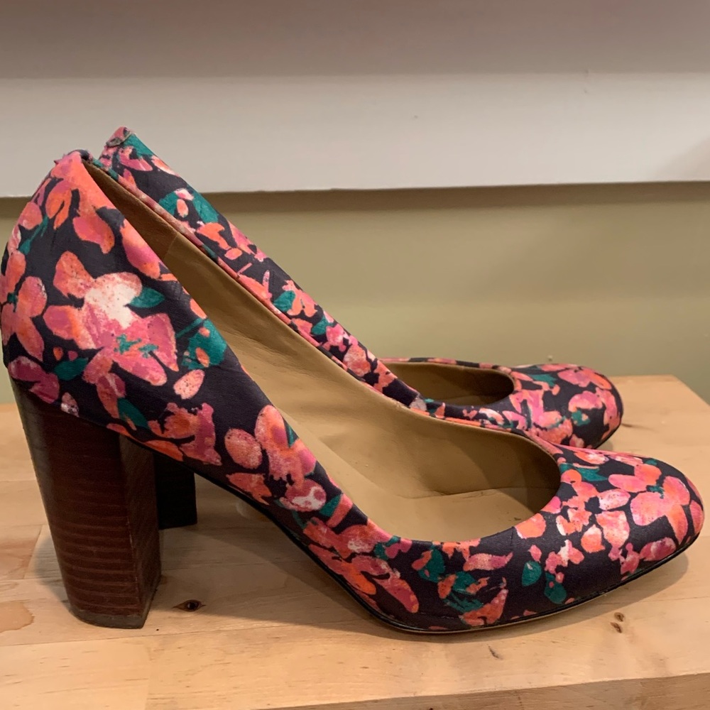 Floral Ann Taylor Heels
